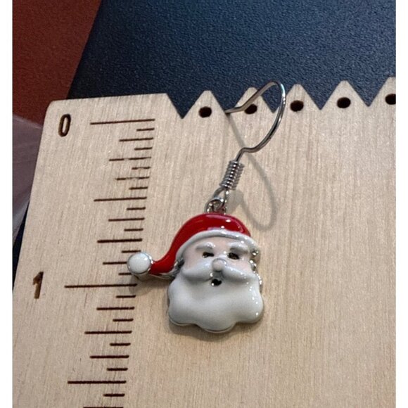 Santa Claus Dangling Hook Earrings Holiday Festive Jewelry Red & White - Picture 5 of 5